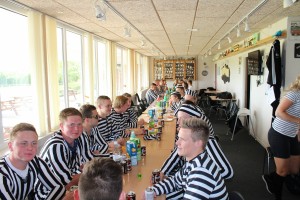 opvarmning til karneval i klubhuset (1)